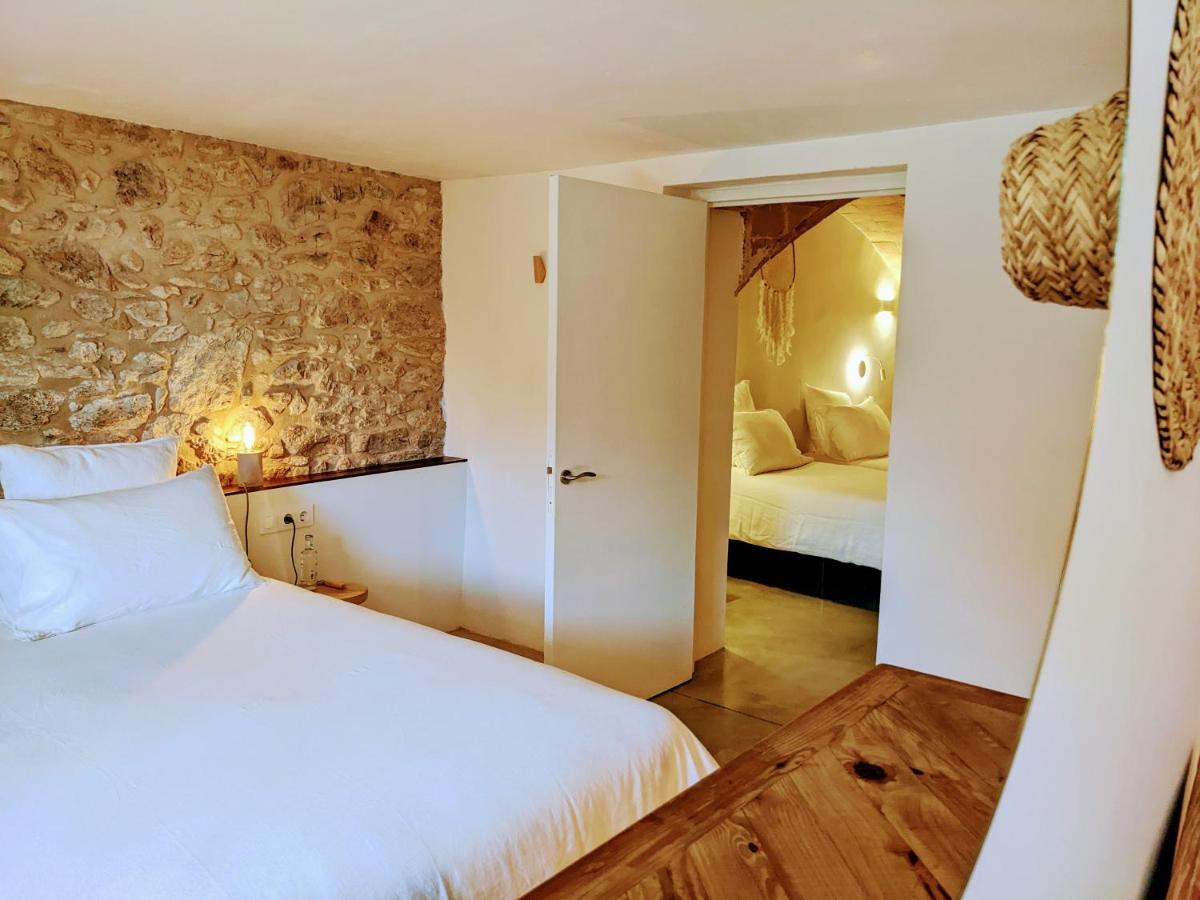 Отель Mas Oms Montnegre Экстерьер фото